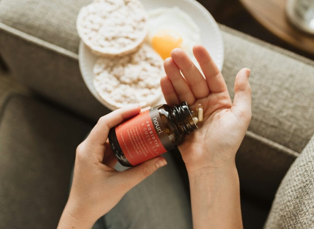 便秘吃什麼
https://unsplash.com/photos/person-holding-red-bottle-D37STEwmyqY?utm_content=creditCopyText&utm_medium=referral&utm_source=unsplash
