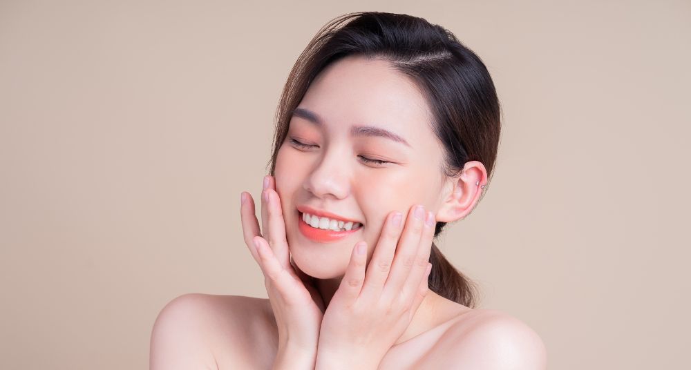 膠原蛋白是智商稅嗎？吃蛋白質、維生素C就夠了嗎？